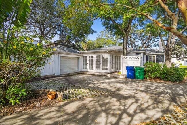 Building Photo - Beautiful Home on Davis Island