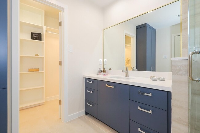 Building Photo - 306 Cinnamon Teal Loop