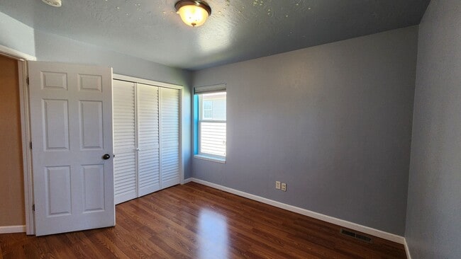 Building Photo - Beautiful House with Yard and Pets Considered