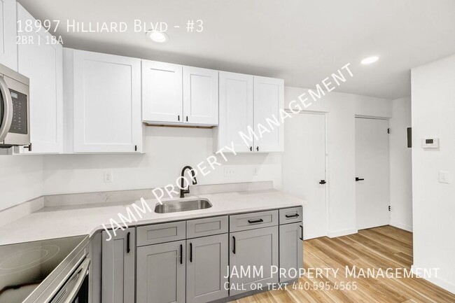 Building Photo - Recently Renovated 2-Bedroom apartment in ...