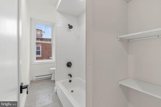 Building Photo - 1812 S 17th St