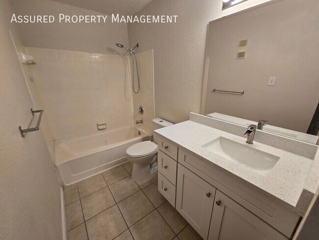 Building Photo - 3708 Idlebrook Cir