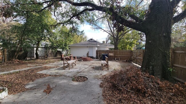 Building Photo - 1608 E New Orleans Ave