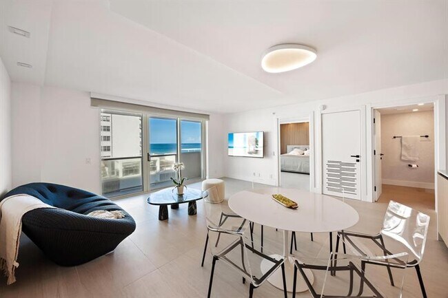 Building Photo - 9499 Collins Ave