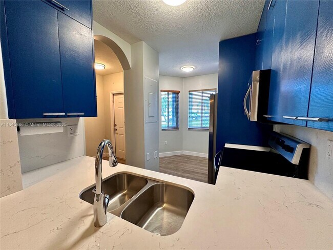 Building Photo - 120 SW 109th Ave