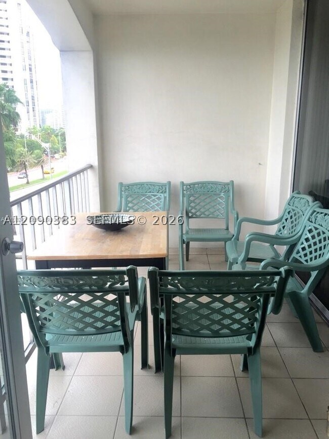 Building Photo - 5401 Collins Ave