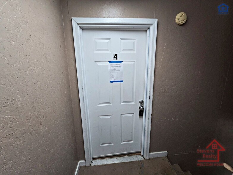 Building Photo - 620 Allie Ln