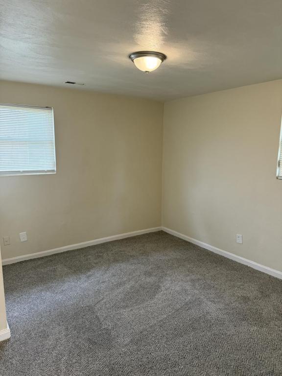 Building Photo - 1722 Selden Ave