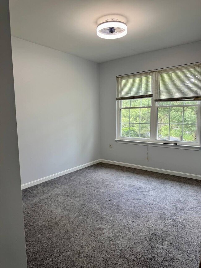 Building Photo - 4867 Saltwater Dr
