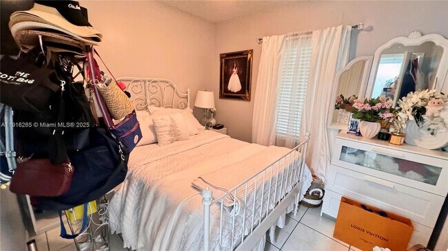 Building Photo - 24980 SW 127th Ct