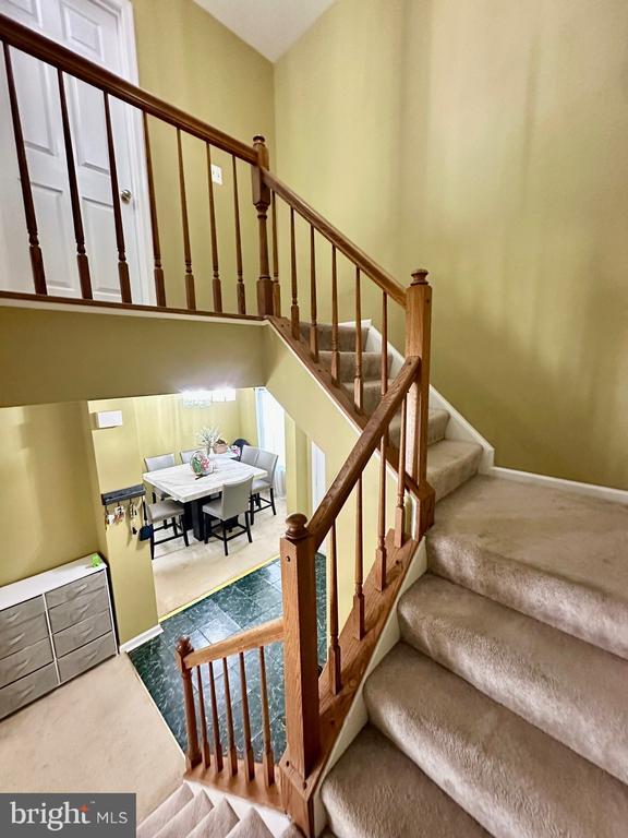 Building Photo - 1104 Wind Ridge Dr