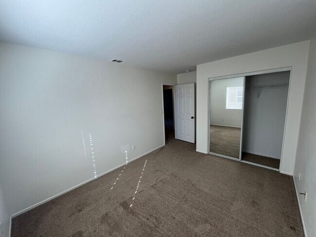 Building Photo - 11158 Picard Pl