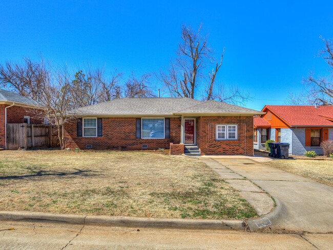 Primary Photo - Charming home for rent in North OKC!