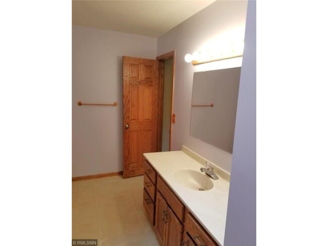 Building Photo - 502 Prairie Ln