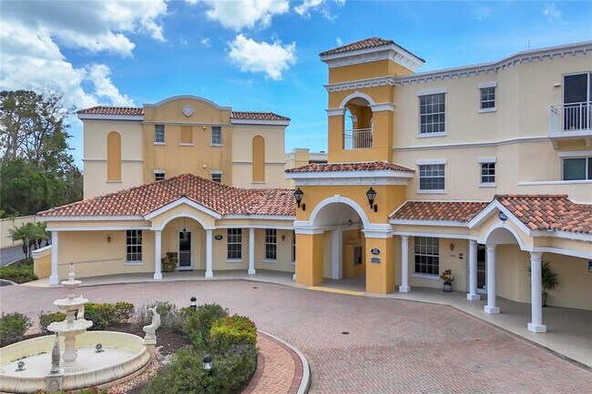 Building Photo - 14041 Bellagio Way