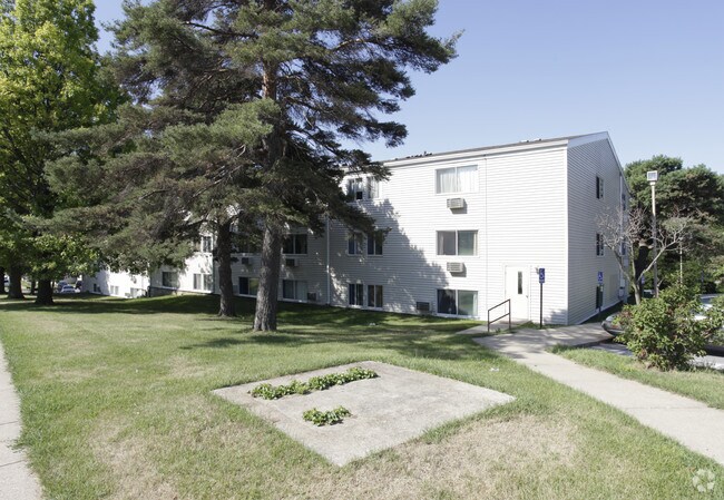 River Hills Apartments Des Moines Ia River Hills Apartments Des Moines Ia