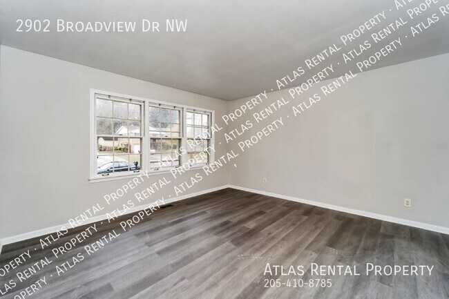 Building Photo - 2902 Broadview Dr NW