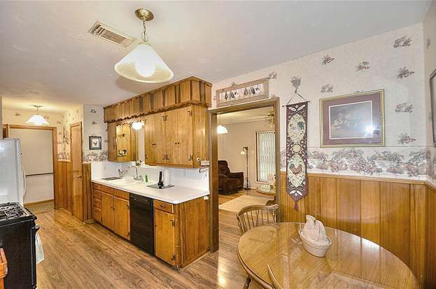 Building Photo - 206 Pecan Dr