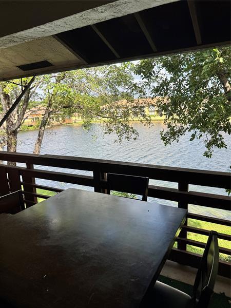 Building Photo - 615 NW 210th St