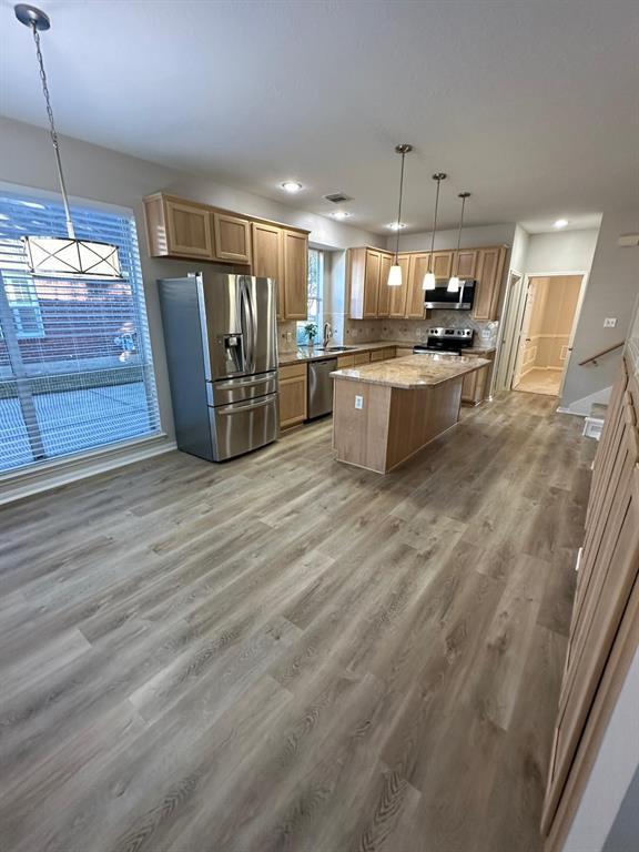 Building Photo - 5723 Dove Ridge Ln