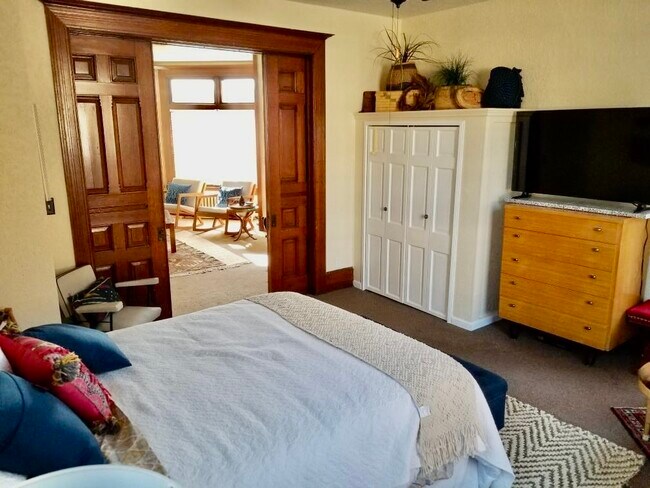 Unit 1 Bedroom 1 - 3208 Logan Ave N