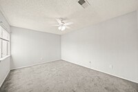Building Photo - 7119 Brendam Ln