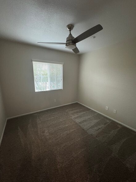 Building Photo - 642 W Brewer Rd