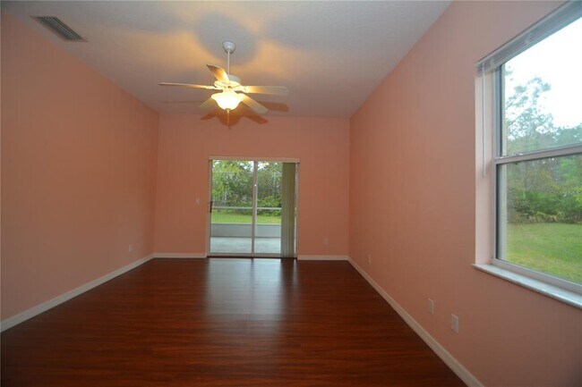 Building Photo - 3 Senora Ct