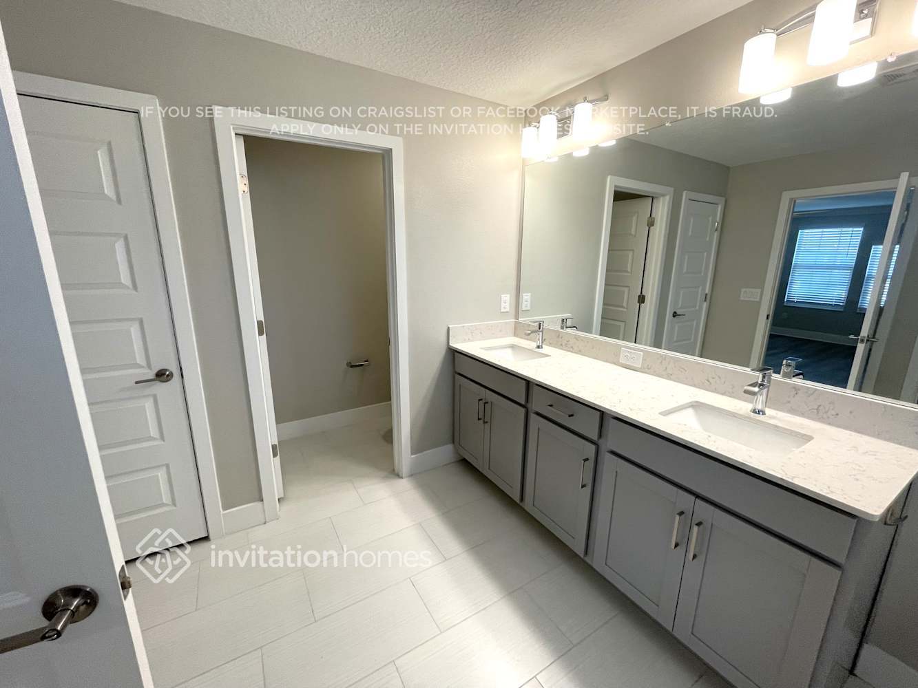 Building Photo - 9808 Little Bluestem Dr