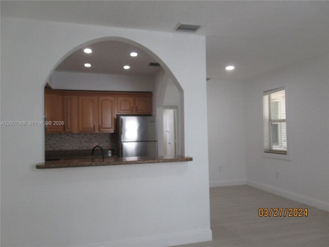 Building Photo - 4245 SW 7th St