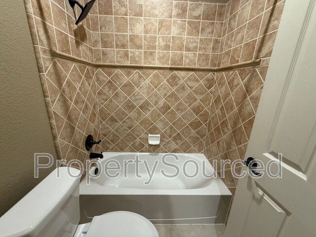 Building Photo - 4060 Chiavari Way