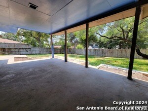 Building Photo - 13711 Briarmeadow St