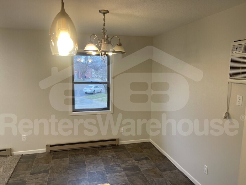 Building Photo - 3602 10th Ln NW