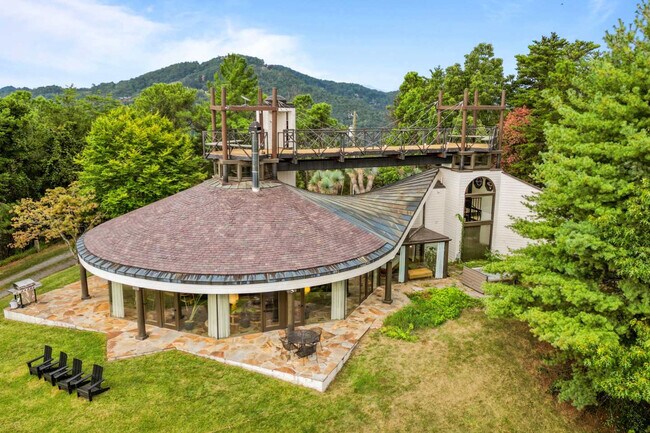 Building Photo - 1816 Bear Spgs Wy