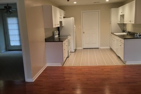 Living Room-Kitchen - 7125 Sissonville Dr