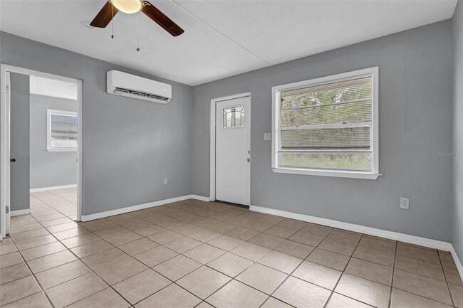 Building Photo - 1086 Hibiscus Ct