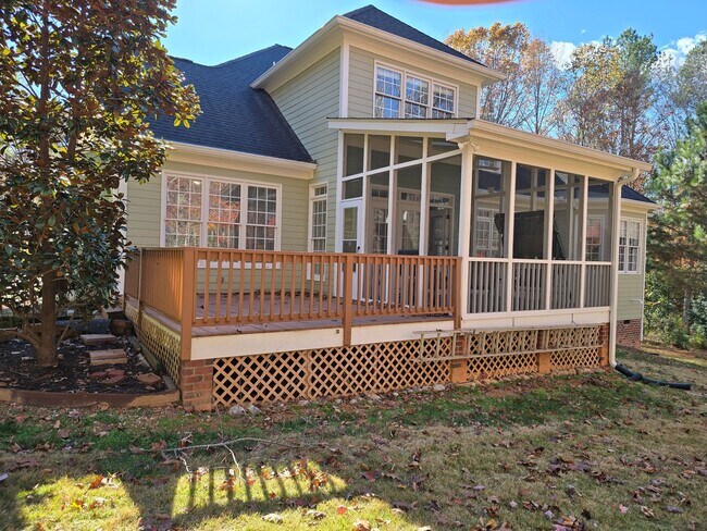 Building Photo - 3653 Pleasants Ridge Dr