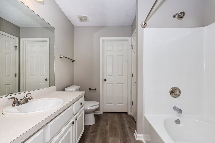 Building Photo - 1845 Brookmeadow Ln