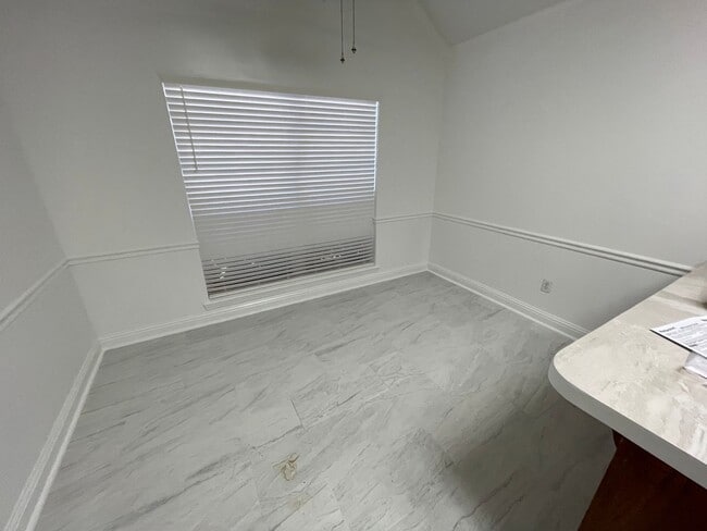 Building Photo - Azalea Gardens Comfort