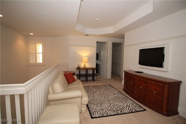 Building Photo - 1370 Mariposa Cir