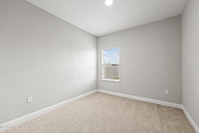 Building Photo - 60 Alagon Wy