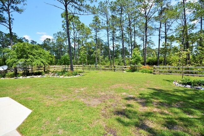 Building Photo - Great Home in Everett's Creek- 3Bed/2Bath with Fenced Yard