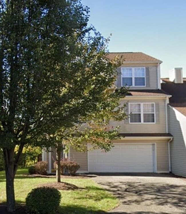 Building Photo - Available for the 2026-2027 lease term.