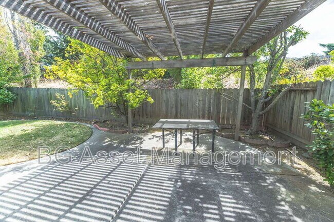 Building Photo - 176 Scotts Valley