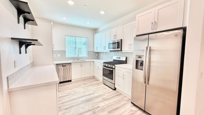 Building Photo - 4374 Nautilus Way