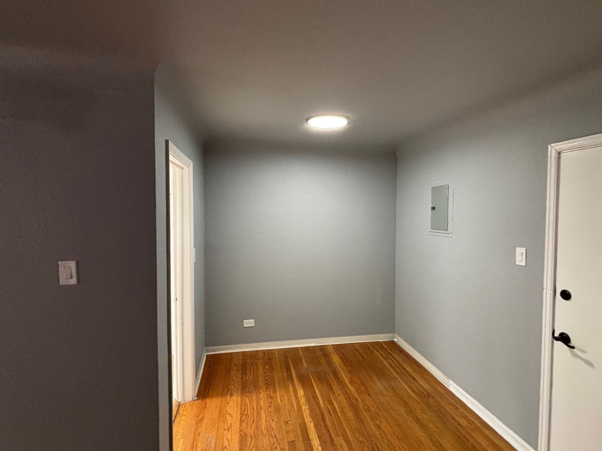 Building Photo - 85 N Grant St