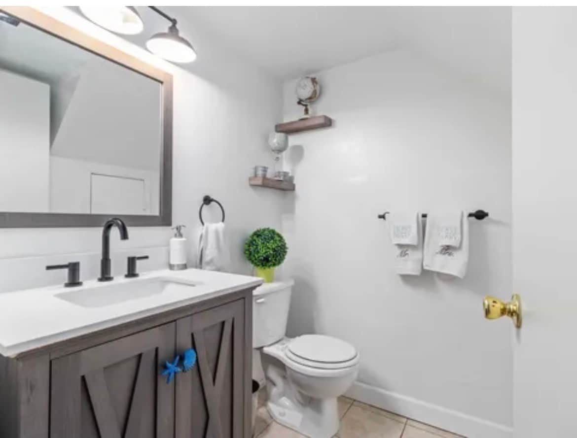 Building Photo - 2925 Lichen Ln