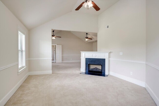 Building Photo - 542 Oconee Cir