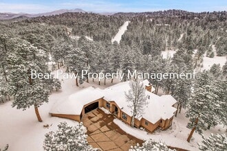 Building Photo - Stunning Home in the Ridge!!
