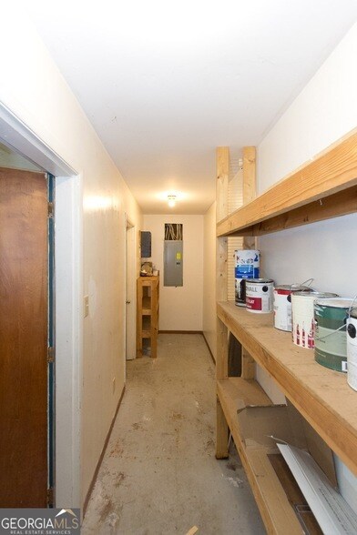 Building Photo - 3720 Sunny Hill Dr